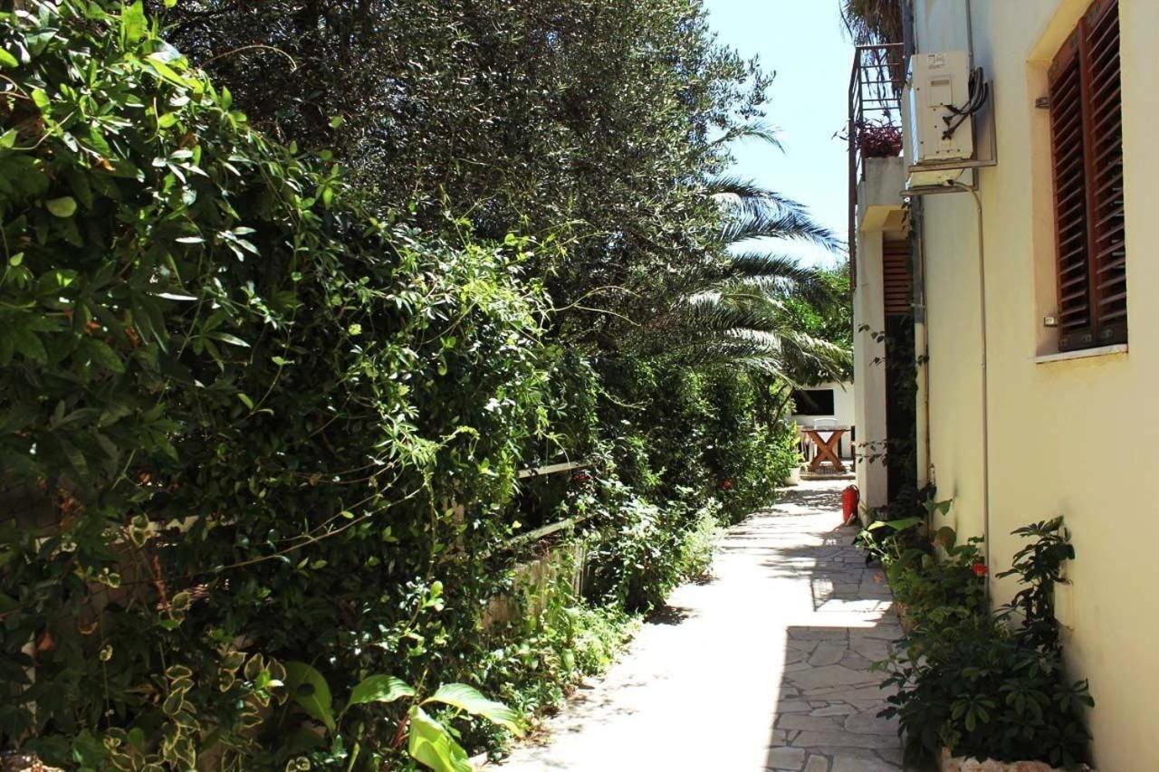Apartments Tonka - 150M From The Sea & Parking Orebic Exterior photo