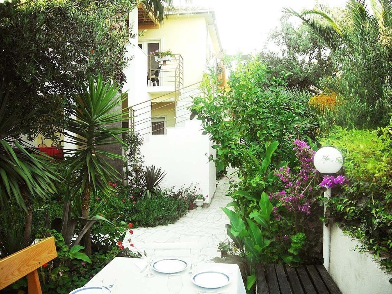 Apartments Tonka - 150M From The Sea & Parking Orebic Exterior photo